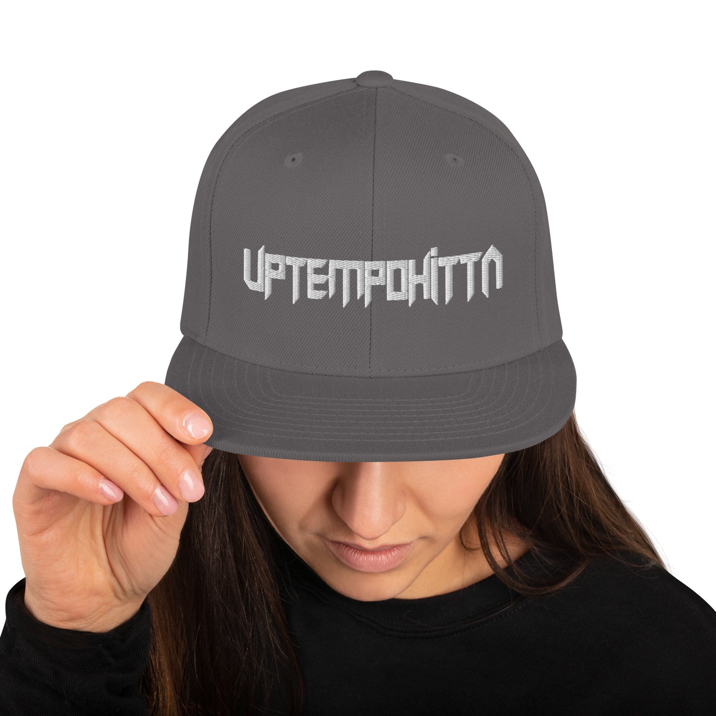 Gestickt Snapback-Cap mit weißer Schrift