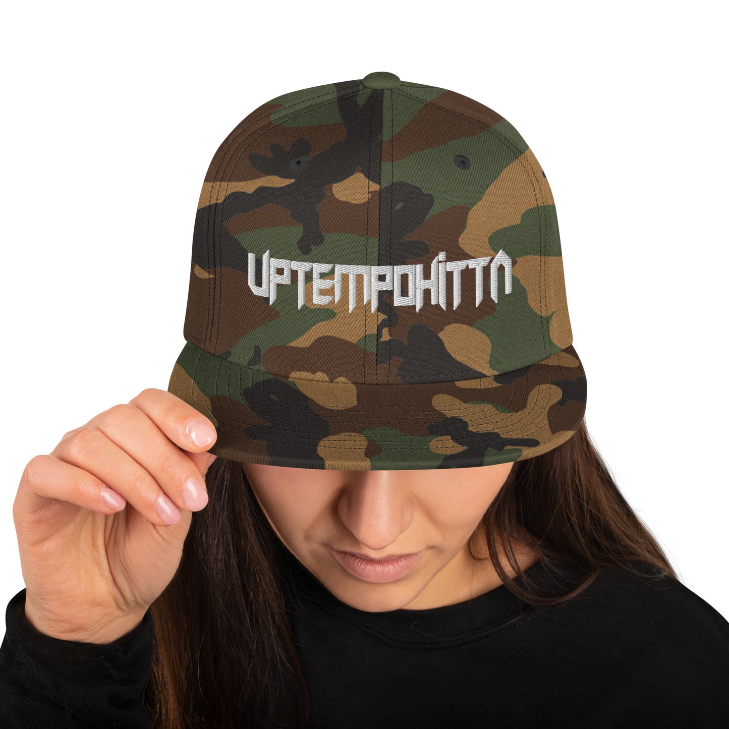 Gestickt Snapback-Cap mit weißer Schrift