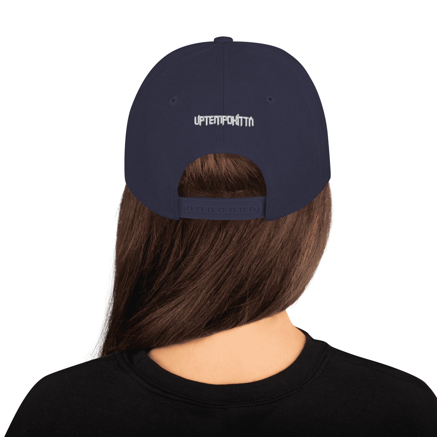 Gestickt Snapback-Cap mit weißer Schrift